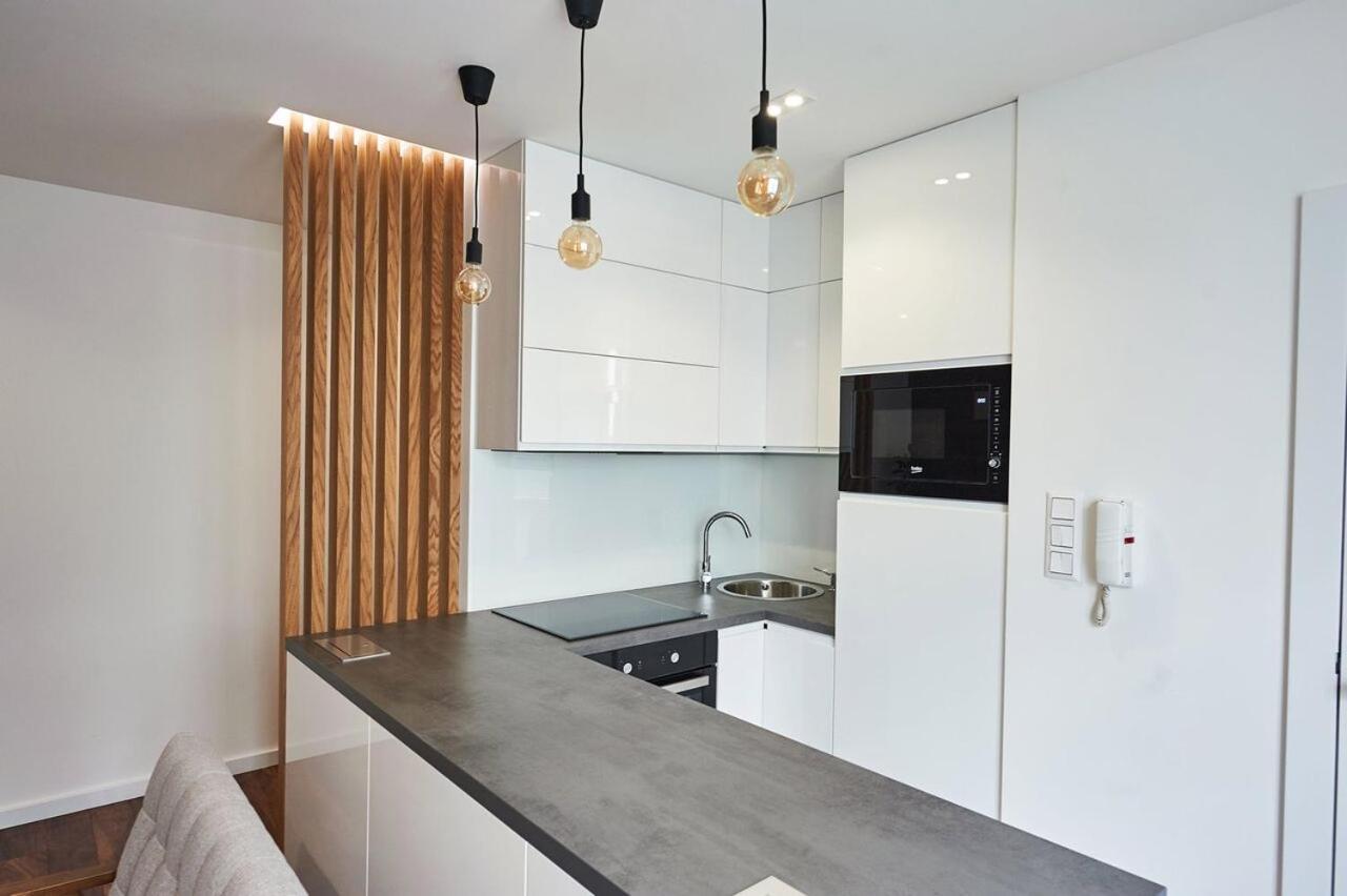 Beautiful Apartment Near The City Center Košice Buitenkant foto
